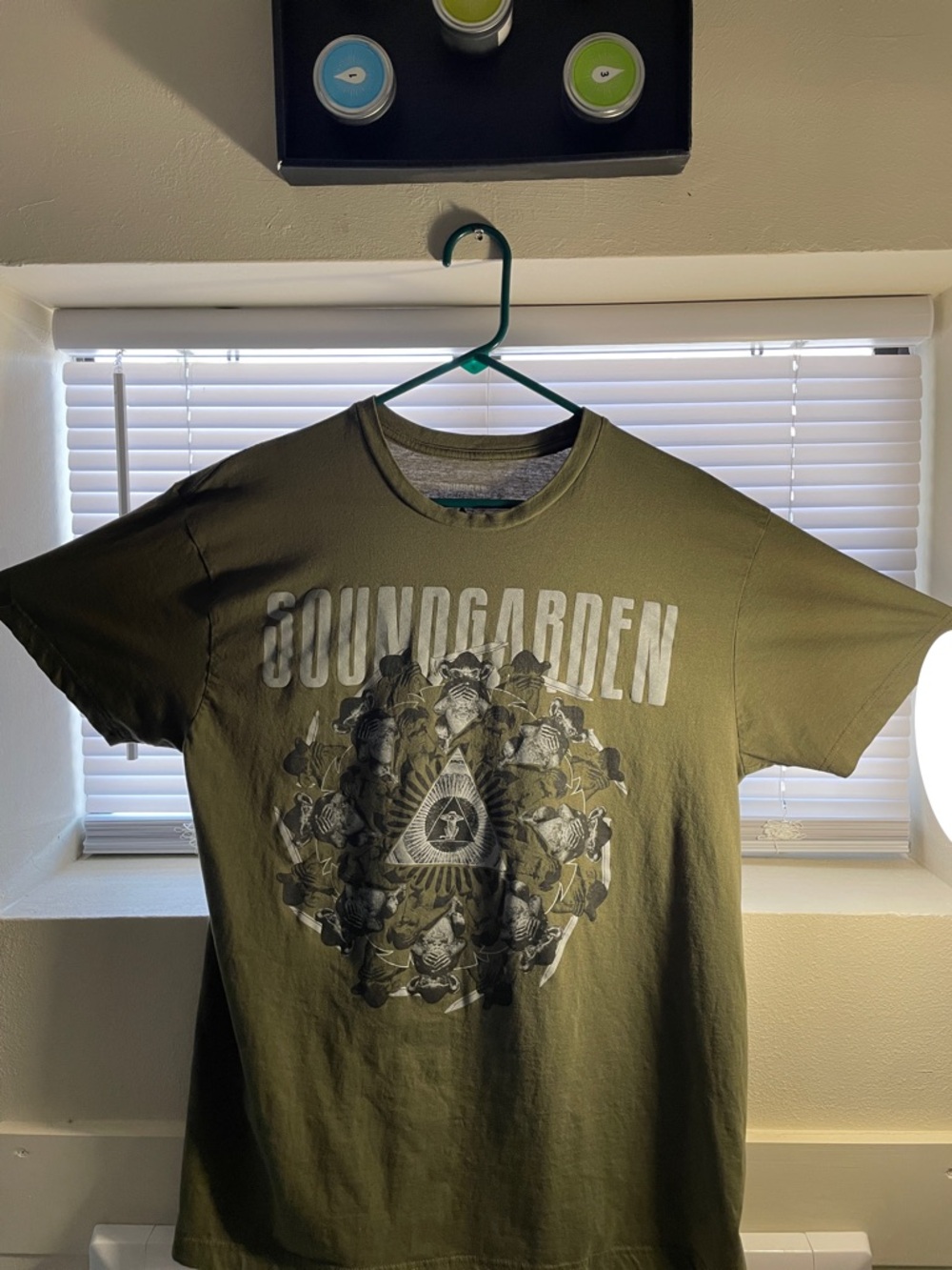 NWOT Soundgarden Spring 2017 Tour Tee (XL) - Picture 2 of 7